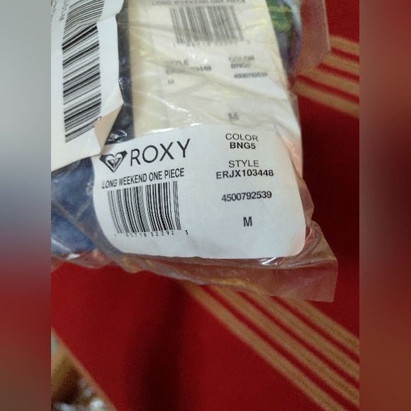 NWT Roxy Blue Tie-dye One Piece Swim Suit, Brand New Size SMALL - Picture 12 of 12